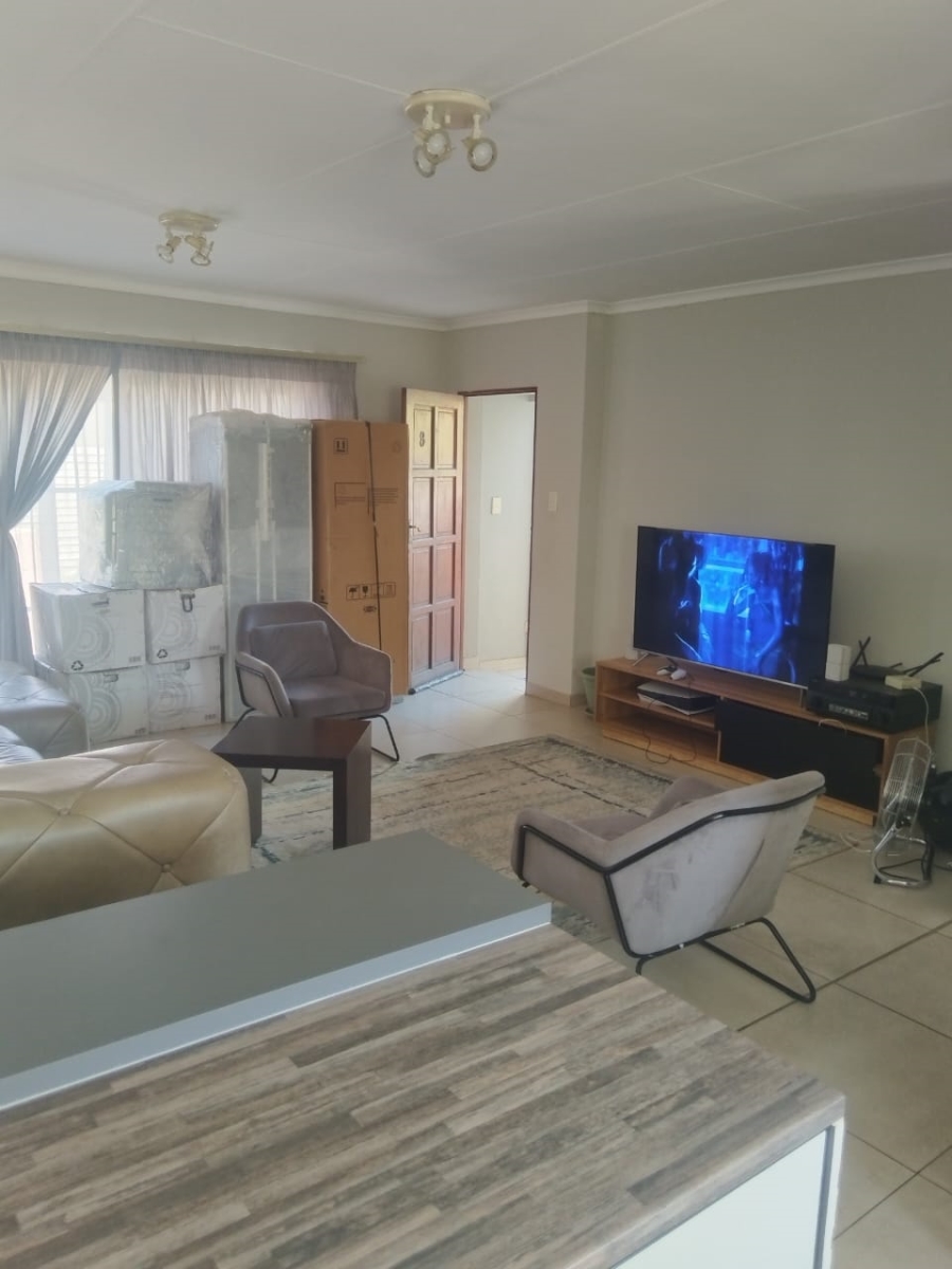 2 Bedroom Property for Sale in Brits North West